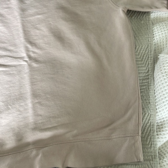 Lululemon Light Pink Oversized Crew - Picture 5 of 6